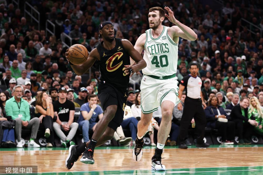 战绩阴影下 战绩阴影下