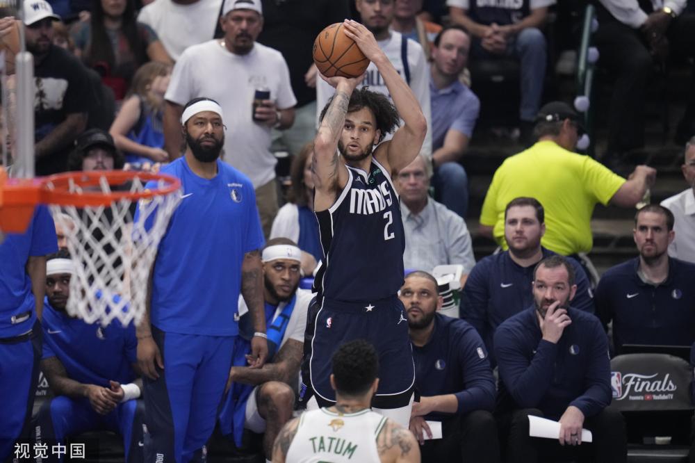 绩让他在激 绩让他在激